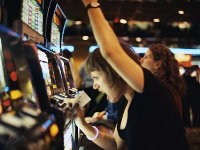 Is gambling addiction hereditary?